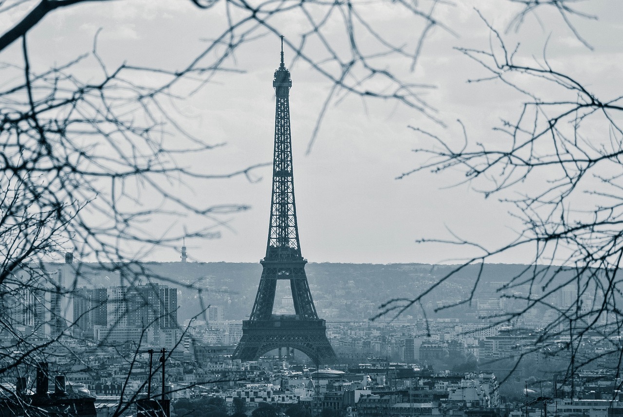 Curiosidades la torre eiffel varia su altura segun la temperatura 2